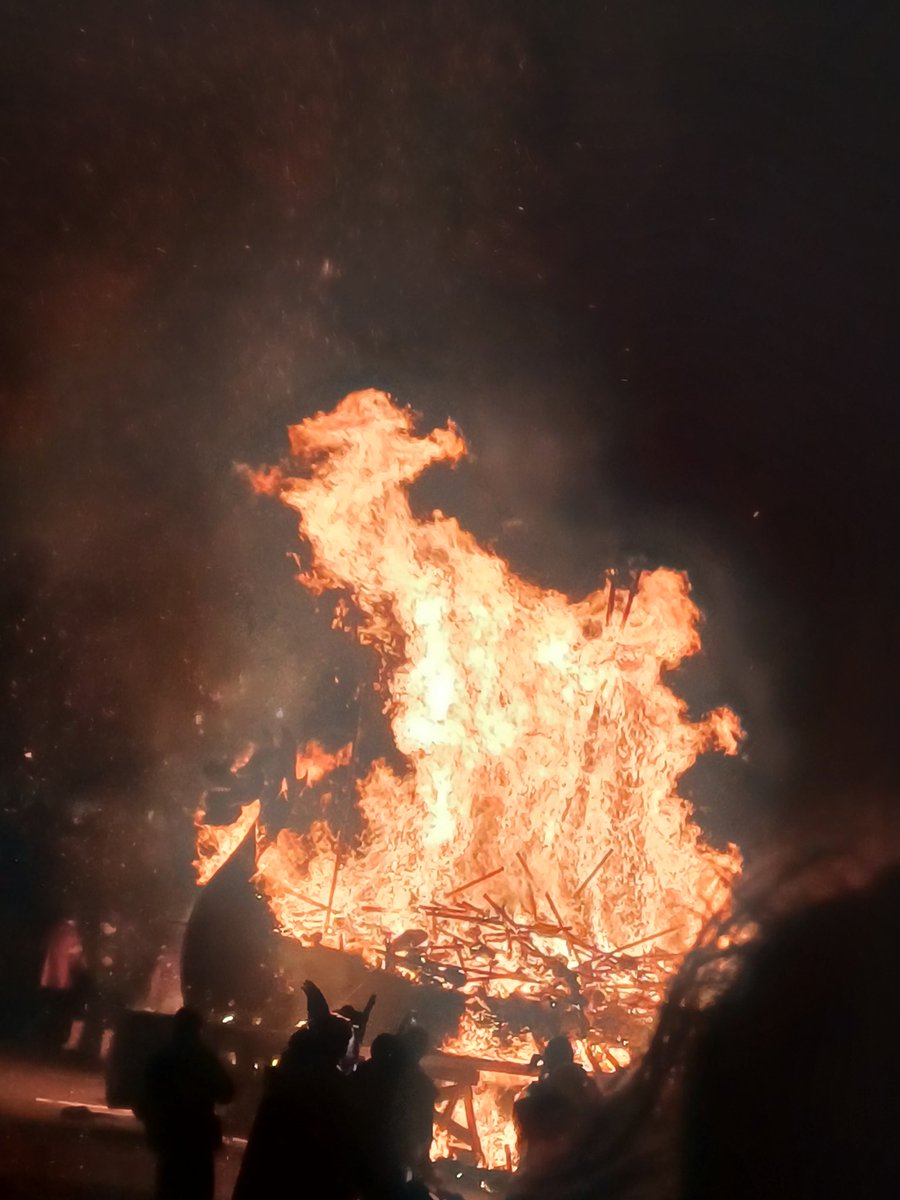 LilSharkLover's tweet photo. FIREEEE
#UHA #UpHellyAa https://t.co/aEnWVUpGS7