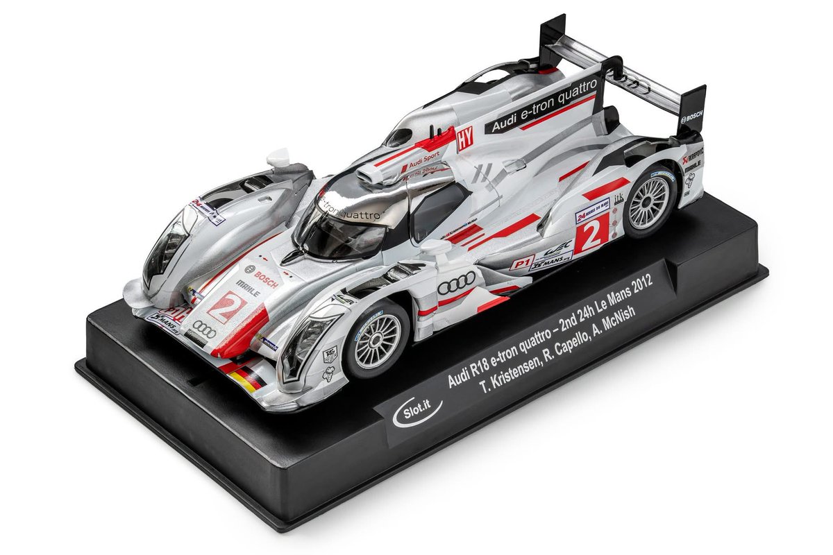 get_slot's tweet photo. 昨年１２月に発売されたAudi R18 e-tron quattro - #2 2nd Le Mans 2012 - 4WD version です。ディテール良くハイパフォーマンス！

https://t.co/0okc7yc5YU

#スロットカー
#slotcar https://t.co/kiW3zgUS45