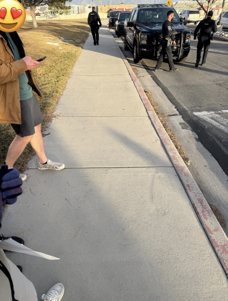 ScottPresler's tweet image. An irate democrat — who was so mad we are collecting signatures to repeal Prop 4 — called the police on us. 

3 officers showed up &amp;amp; told us we have every right to be here. 

Bless her special spirit heart.