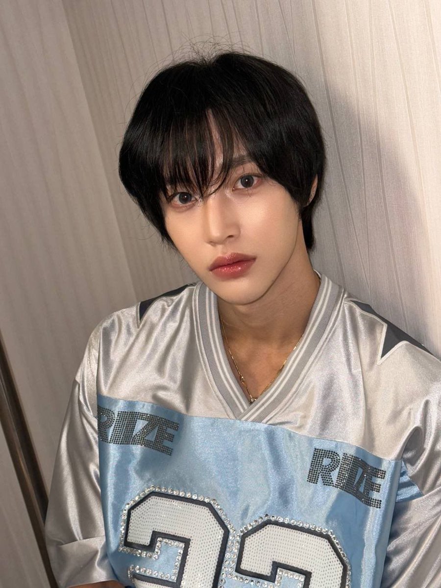 kittysradio's tweet image. รักลุคนี้มากหมืีนพันดอลล่า คือหน้าเต็มระเบิดเถิดอะ