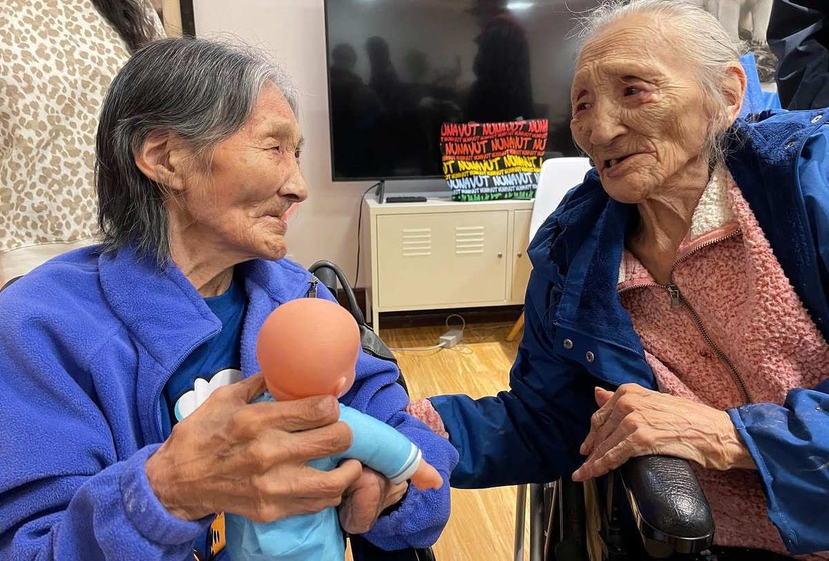 JordanKonek's tweet image. This is my grandmother &amp;amp; her little sister in 1949 when they lived in igloos. Fast forward 73 years this was them in an elders facility in Ottawa back in 2022.