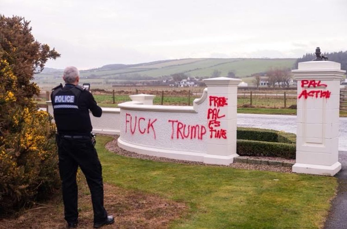 Trumps Turnberry mansion in Scotland got vandalized. Whatever genius came up with the “Fat Nixon” sign. I see you, and you’re amazing.