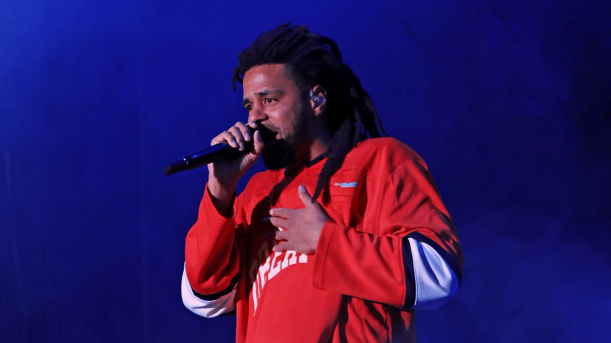 big_business_'s tweet image. J. Cole drops bars on his apology to Kendrick Lamar in a new freestyle from "Birthday Blizzard '26" 

"I used to be top, see, the apology dropped me way out of the top 3, no problem, I’m probably my best when they doubt me."

“The top ain’t really what I thought it would be, so I…