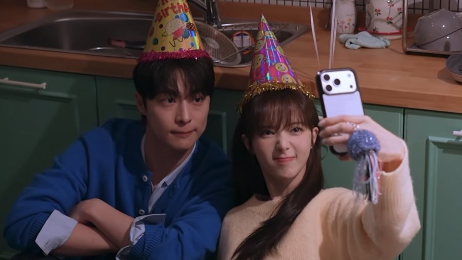 <우주를 줄게> 셀카 찍는 태형현진 얼합 미치셧네