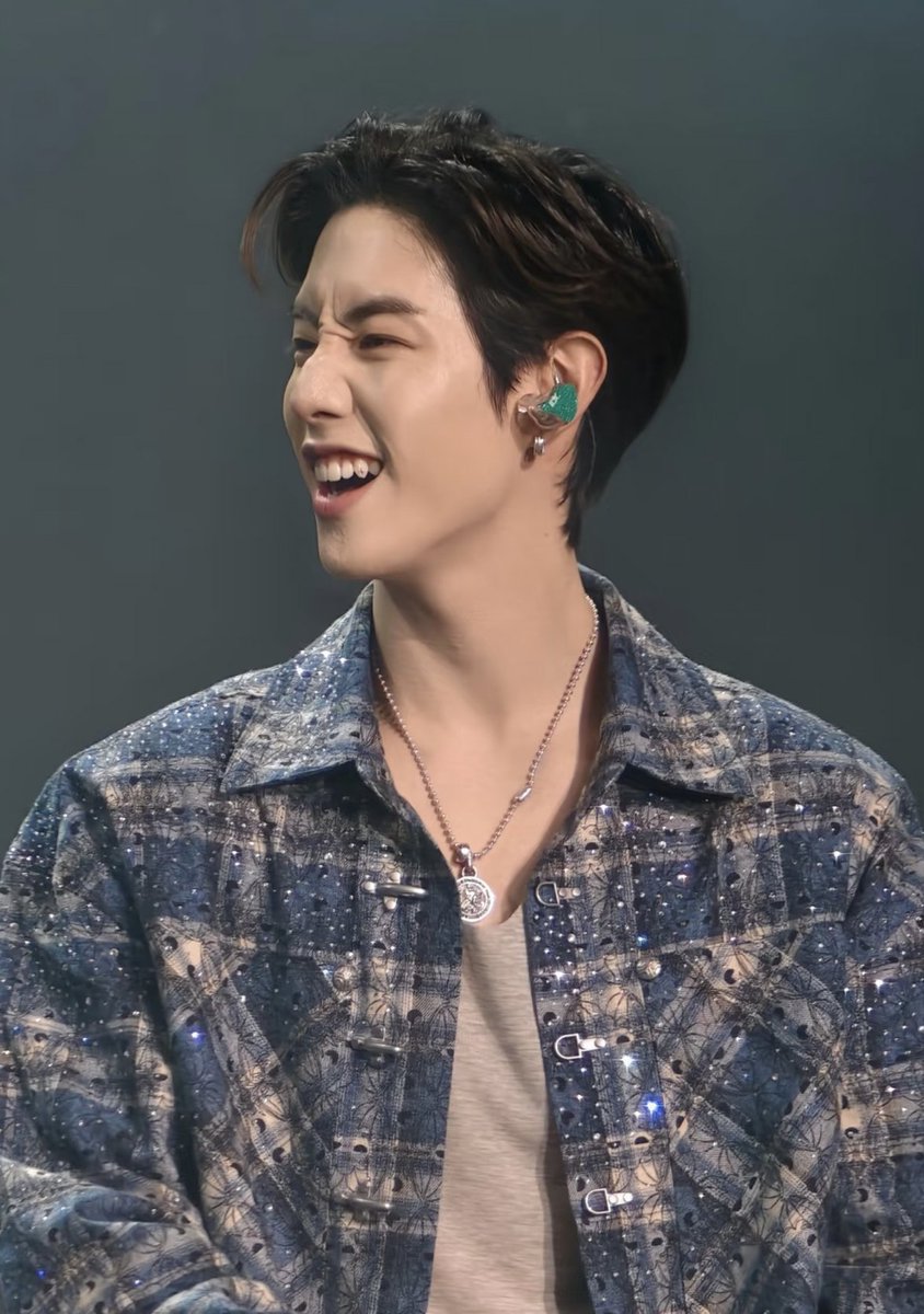 Olive_Tuanzy's tweet photo. อากาเซ่ดื้อแค่ไหน พี่มาร์คดื้อกว่า💕
#MarkTuan https://t.co/thOj4XJdkf