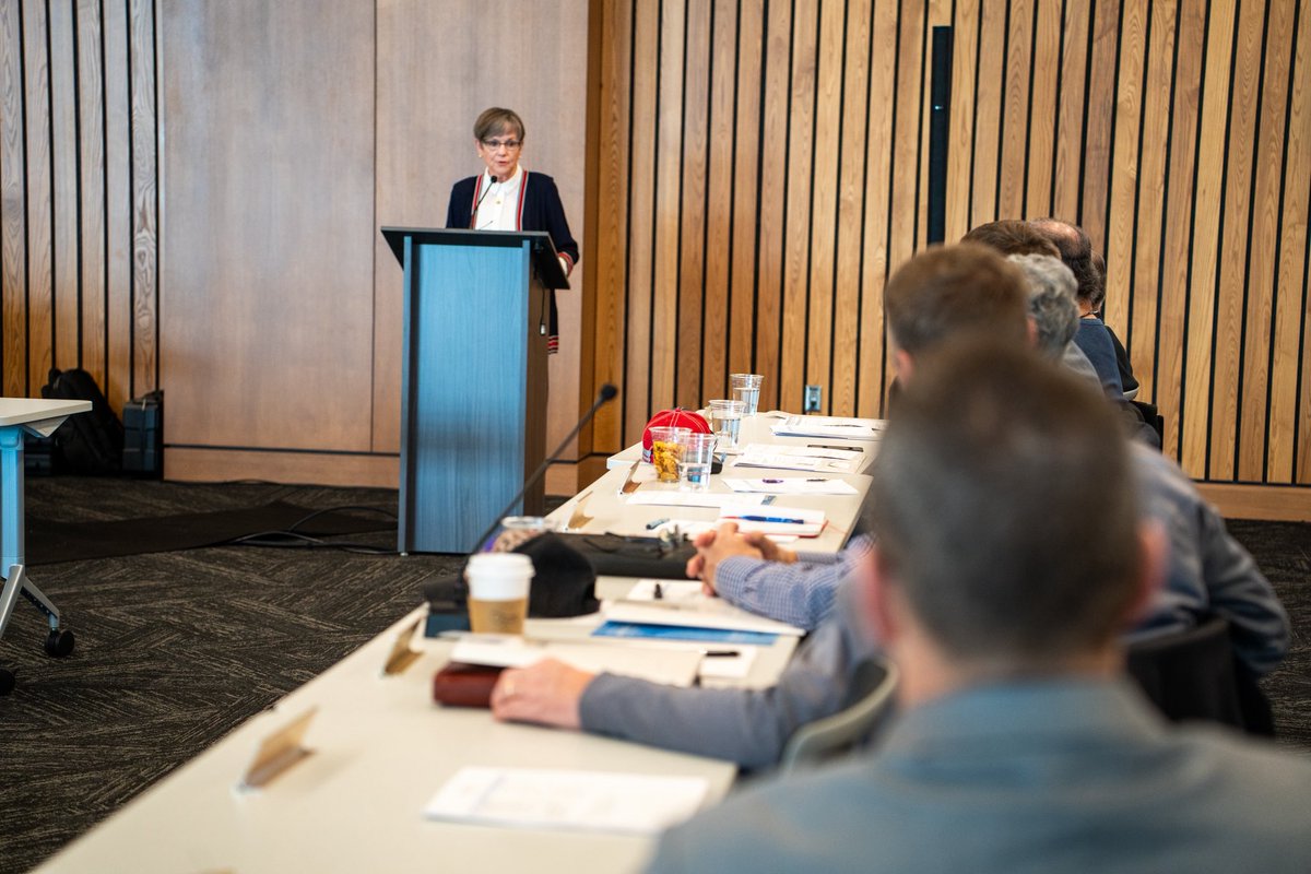 GovLauraKelly's tweet photo. The Kansas Water Authority plays a vital role in shaping the future of our state. Today, I joined the authority to discuss where we are and where we need to go to ensure a clean, secure, and reliable water supply for future generations of Kansans. https://t.co/yOb0jPIwi1