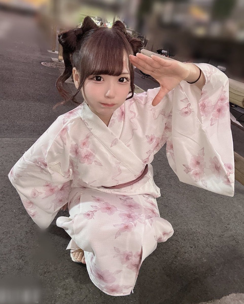 新しい春の予感！？

五反田に一足早く“春のさくら”がが舞い上がる！🌸

🌸春乃さくらちゃん🌸

こんな妹欲しかった系×愛嬌満点！！！

今すぐに制服を着せて「おにいちゃん」とか言って欲しい！
終わった後はきっとメロメロに...💕

1月30日体験入店！✨✨

x.gd/MJezV

<a href="/paruharu0425/">春乃さくら🌸</a>