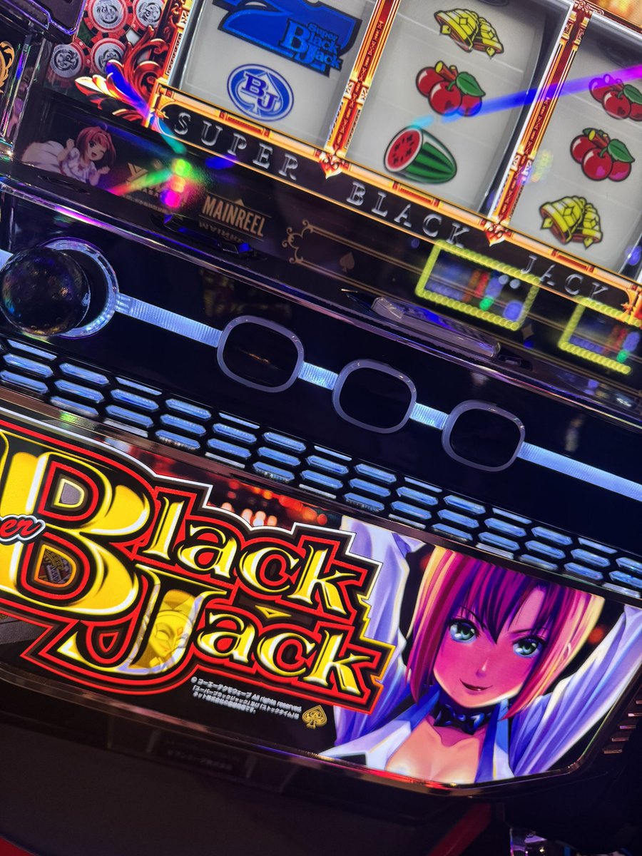 前回も色々な意味で盛り上がっていたので、スーパーブラックジャックからスタート❣️ #PR どうにか乗り切ってくれ〜！
