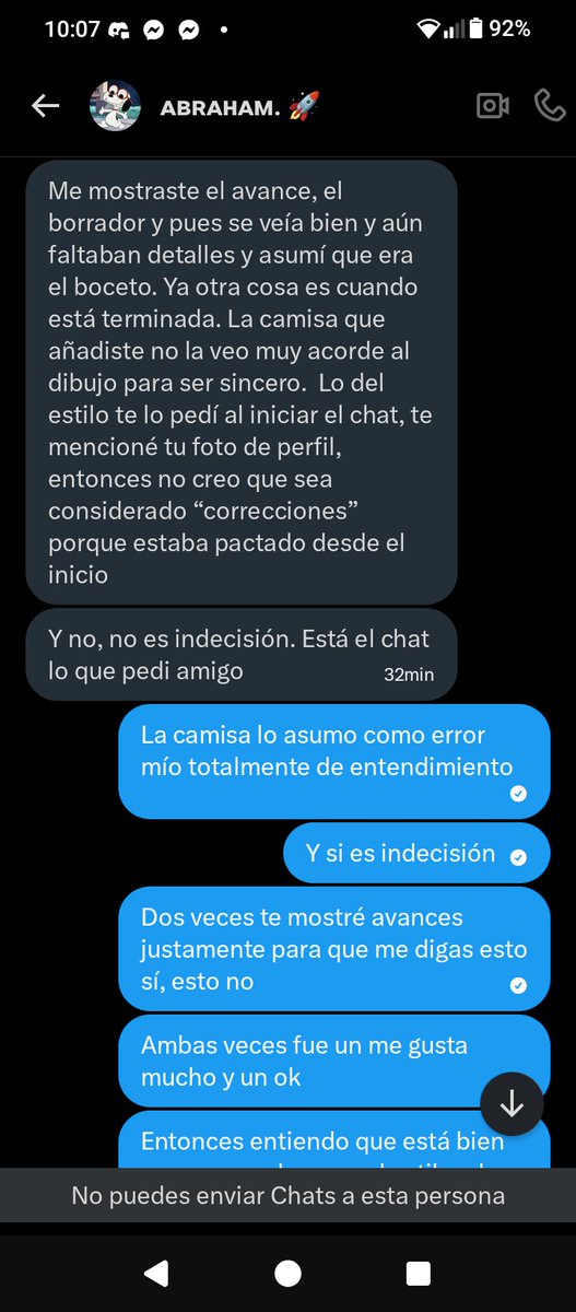 MinoDraw's tweet photo. Empezamos con el cambio en la camisa, supuestamente era una camisa tipo escolar de color celeste, y yo asumí que sería la camiseta de los bocetos (pq yo también suelo llamar camisa a las camisetas sin mucho problema)... Sigue más abajo en los comentarios https://t.co/81eCb6za2i
