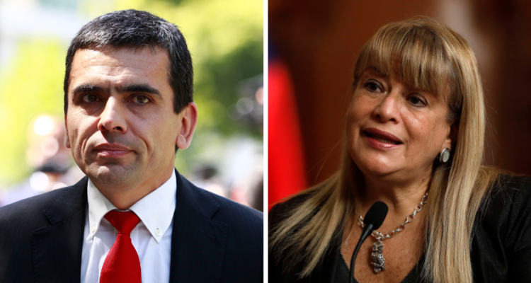 No olvidemos que en la casa del pelusón y ex fiscal Carlos Gajardo, se reunió Ángela Vivanco y los ex convencionales del FA Jaime Bassa e Ignacio Achurra ... 

💩💩💩