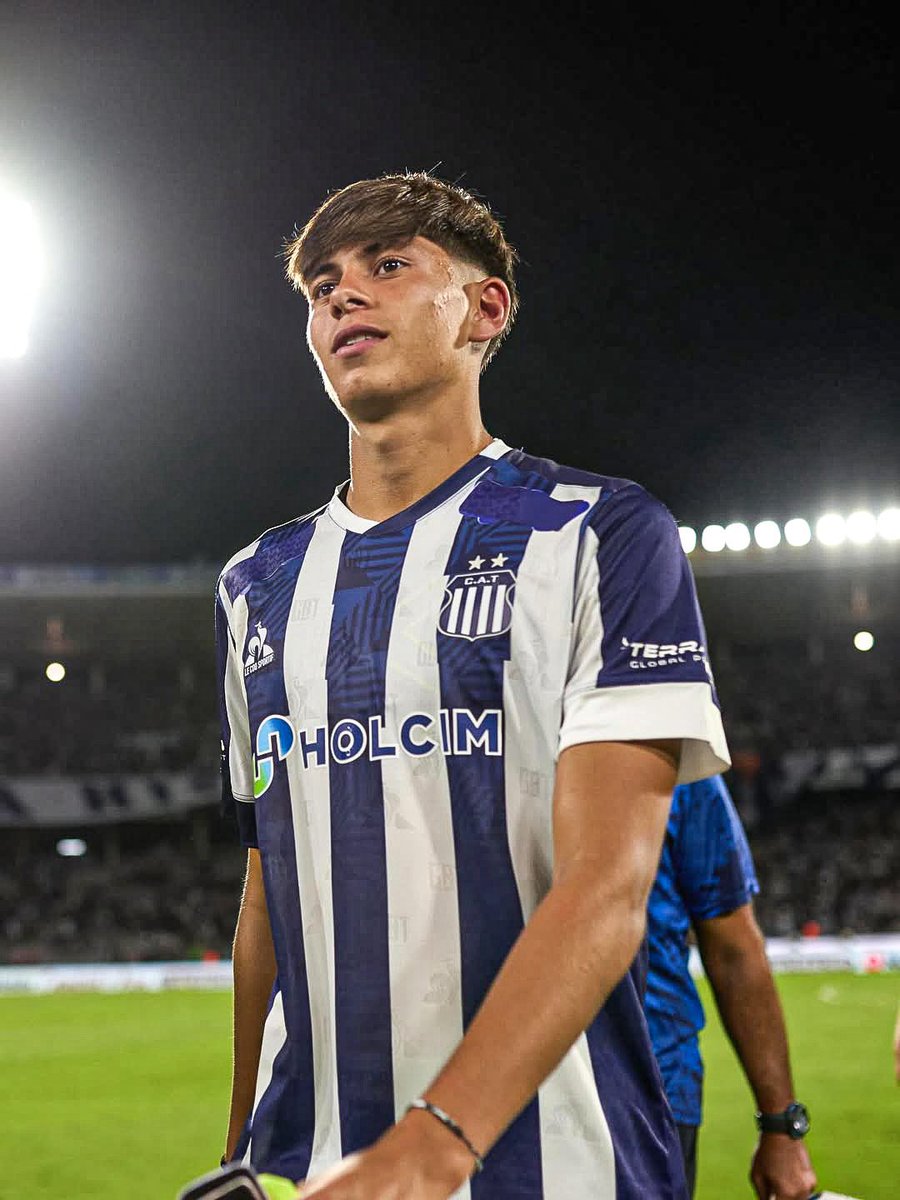 FranScouting_'s tweet image. Otra asistencia para Giovanni Baroni hoy contra Vélez.

Su partido de hoy fue un poco más discreto que el anterior, pero aún así pudo demostrar su impacto y hacerse cargo del equipo cuando lo necesitaban.