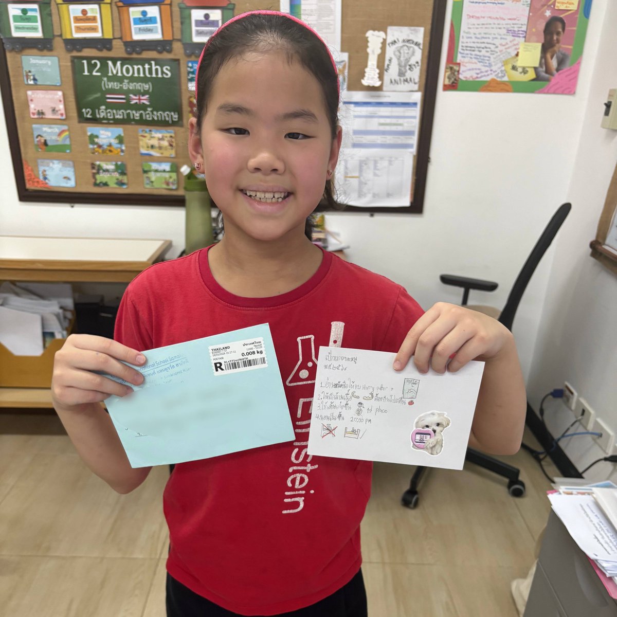 sassamakee's tweet photo. ✨ Year 5 &amp; Upper School reflected on last year and set goals for 2026, writing letters to themselves to inspire growth and motivation ahead. 💌🌱
#StandrewsSamakee #GoalSetting #StudentReflection https://t.co/rDtDuiucJm