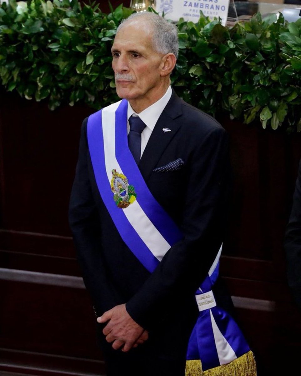 HONDURAS “VAMOS A ESTAR BIEN”
<a href="/titoasfura/">Papi a la Orden</a> presidente 2026-2030 <a href="/TommyZambranoM/">Tommy Zambrano</a> <a href="/MeraryDiazMol/">Merary Diaz Molina</a> <a href="/JackUriarte5/">𝗝𝗔𝗖𝗞 𝗨𝗥𝗜𝗔𝗥𝗧𝗘 🇭🇳</a> <a href="/manton15/">Maria Antonieta Mejia</a> <a href="/PNH_oficial/">Partido Nacional de Honduras</a>