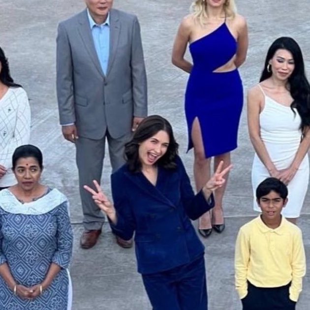 This series is so good omgggg ❤️‍🩹❤️‍🩹
#pluribus #zosia #appletv