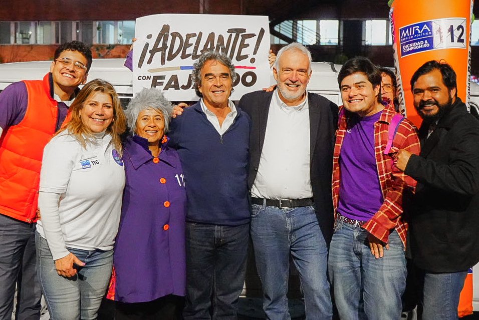 Sergio Fajardo tweet media