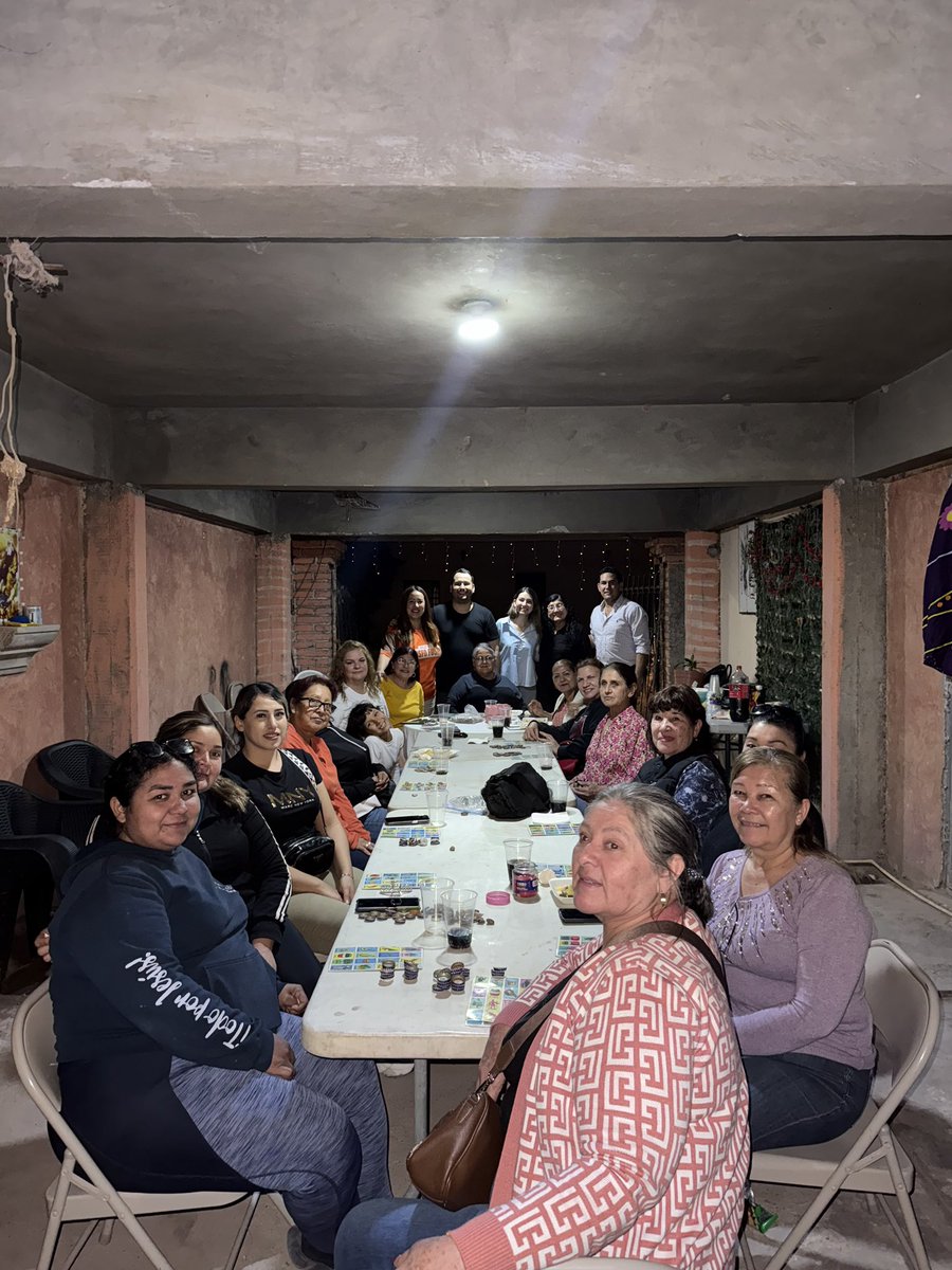 ManuelScott07's tweet photo. Seguimos recorriendo Cajeme, jugando lotería y atendiendo las peticiones de los ciudadanos, es parte de nuestra labor como servidor público seguir visitando colonias y escuchando a la gente, no solo en campaña si no todos los días. 
# VámonosRecio https://t.co/8VbCeuJS8Q