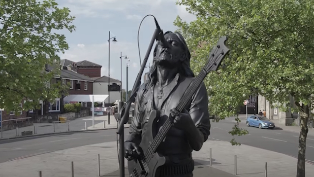 Andy Edwards tweet media