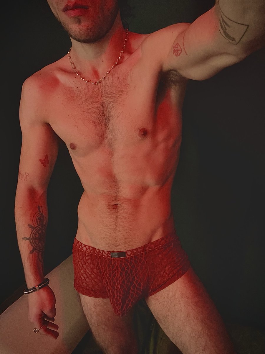 steban_bx's tweet photo. El rojo es mi color π₯
#mxgay #cdmxgay #bogotagay https://t.co/DJIWbV9sE8