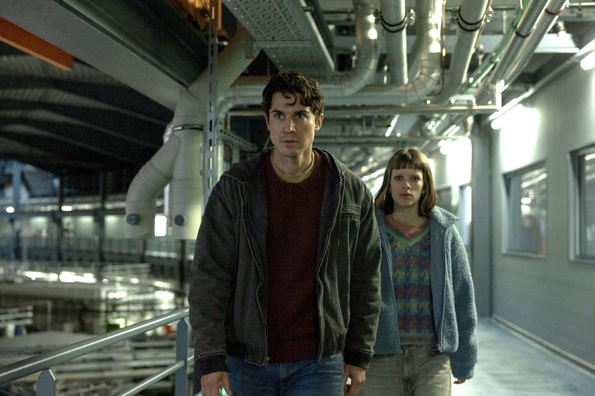 muchomqueseries's tweet image. Primeras imágenes de #DayOne, la nueva serie de @PrimeVideoES protagonizada por @alexgonzalezact, Alba Planas, @asieretxeandia y Jordi Mollà, junto a Renata Notni e @chidolula wp.me/pcxtB2-5Tp
