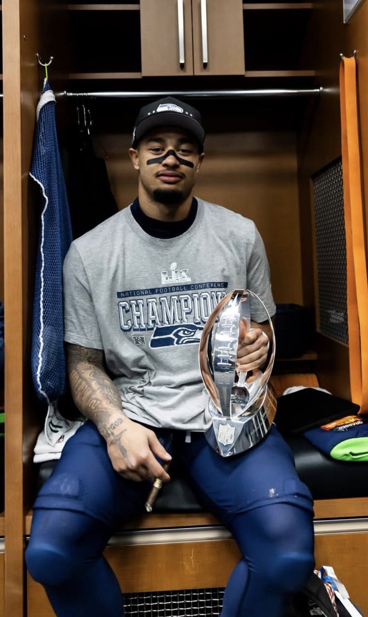 cashmoneydrunk's tweet photo. Inject it into my veins https://t.co/NGsa5BYFkA