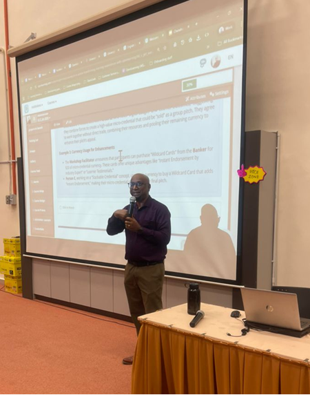 eltcmoe's tweet photo. Bengkel Pembinaan Modul Latihan pada Platform OpenLearning happening now in ELTC! https://t.co/vYfvkkeTJ7
