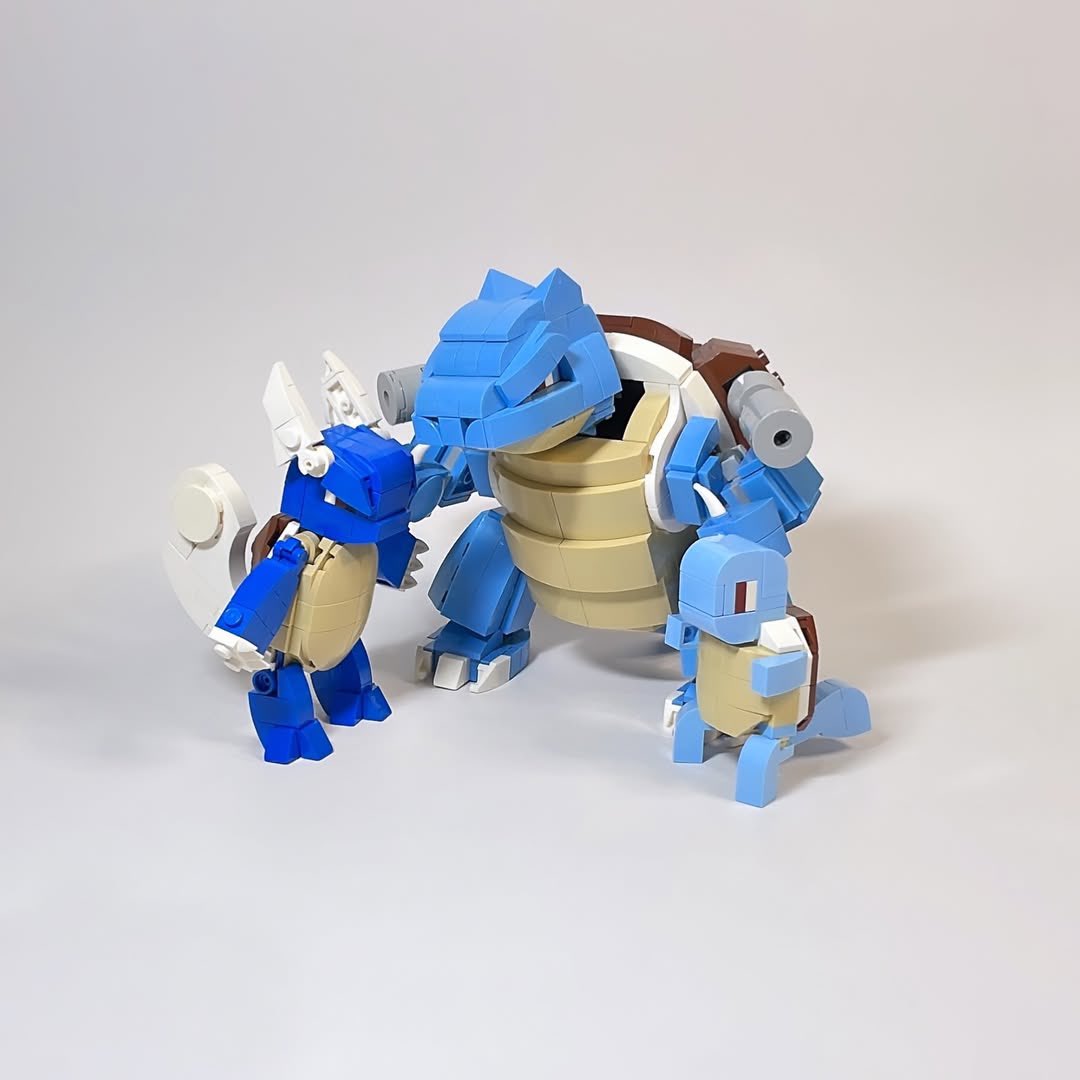 LEGOBrickBros's tweet image. Pokémon - Squirtle, Wartortle, and Blastoise! 💦 

MOC by _brickmill_ on IG.

#LEGO #Pokémon #Squirtle #Wartortle #Blastoise