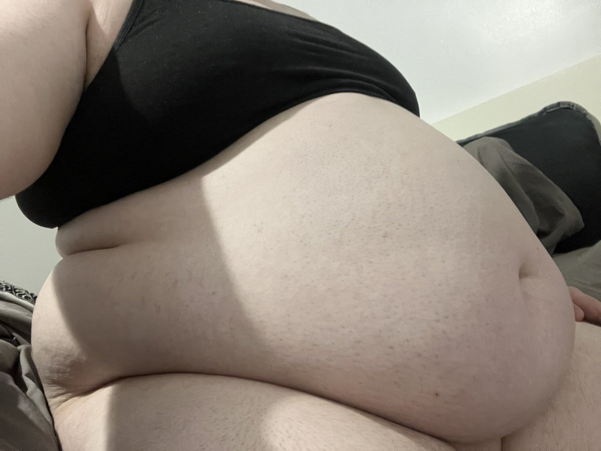 Basement Blimp 🔞 tweet media