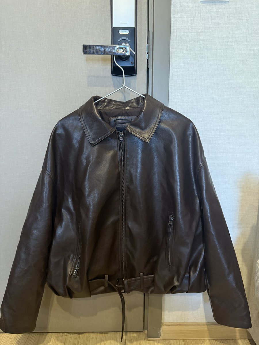 Alexantee tweet media