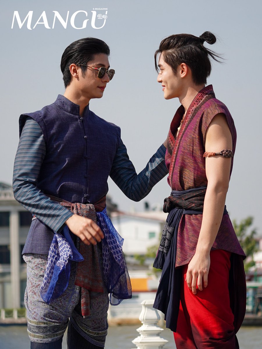ManGu_Magazine's tweet photo. "ออกัส-เล้ง" ในงานบวงสรวงพหุจักรวาลซีรีส์  “บุพเพสันนิวาส”

#บุพเพสันนิวาส #LoveDestiny 
#augustvachiravit #LengThanaphon
#AugustLeng
#ManGu_Magazine https://t.co/7Ze2dsM1Xk