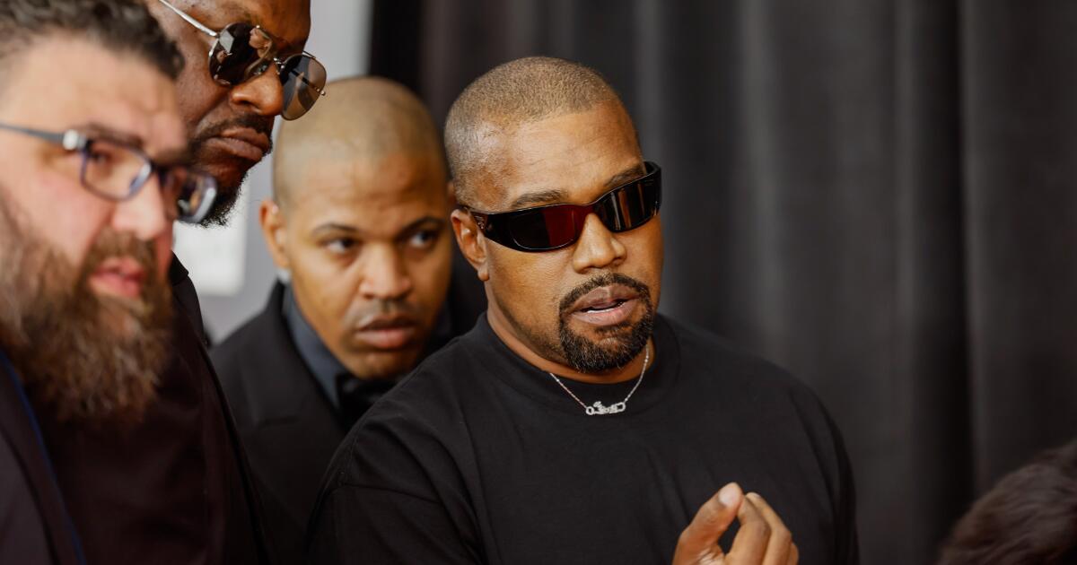 Kanye West dismisses claims his apology was meant to boost his career
bh-review.com/detail/5343/Ka…