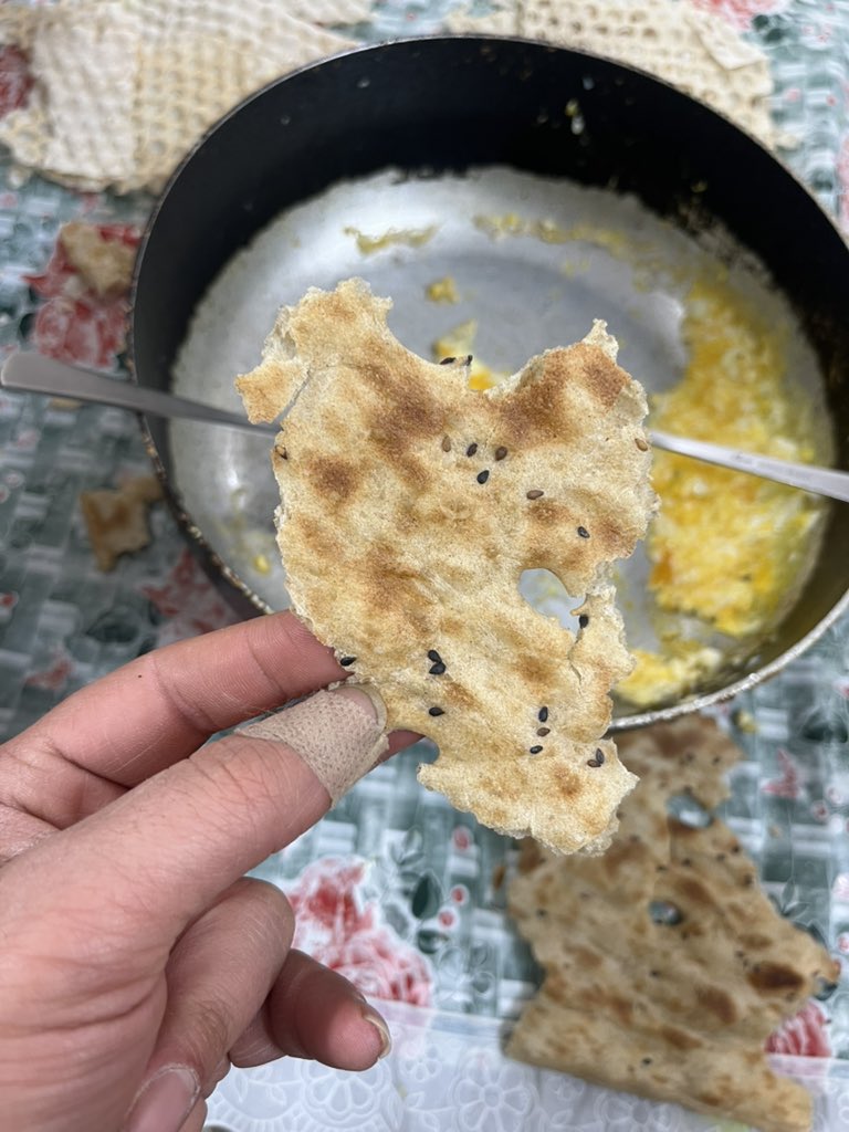 وقتی میگی صبحونه بخورم و بهش فکر نکنم…