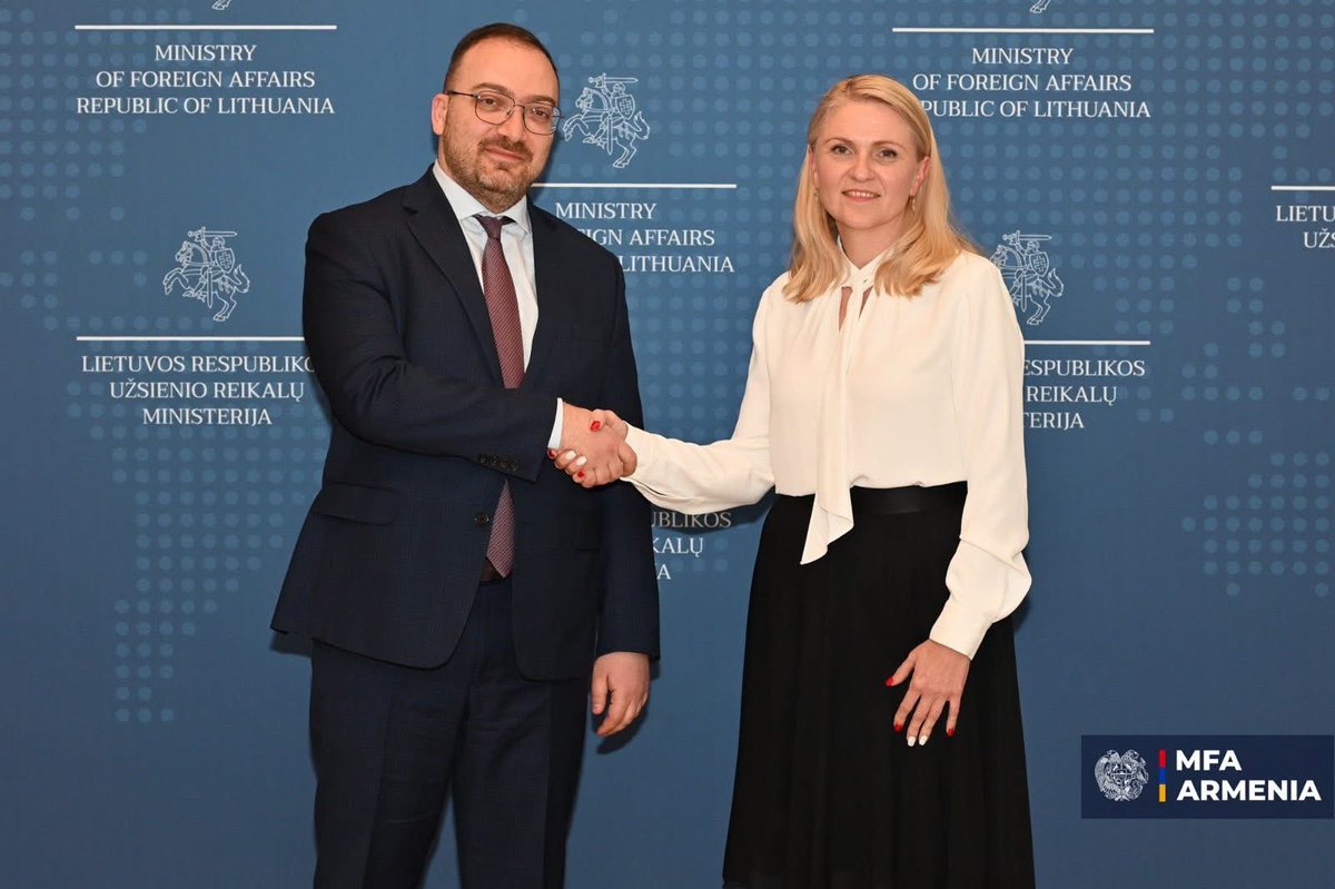 davidkarapet's tweet image. Fruitful meeting in #Vilnius w/Chancellor Aistė Stakėnienė &amp;amp; other colleagues at @LithuaniaMFA to advance 🇦🇲-🇱🇹 bilateral partnership as well as 🇦🇲-🇪🇺 Strategic Agenda.

Touched upon South Caucasus developments, peace &amp;amp; prospects for regional unblocking, including TRIPP project.