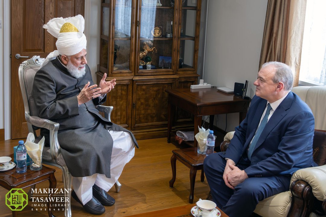 Sir Edward Davey (Leader of the Liberal Democrats and MP for Kingston and Surbiton) meeting Hazrat Khalifatul Masih V (aba) - Islamabad, Surrey, UK — 26th January 2026

<a href="/EdwardJDavey/">Ed Davey</a>