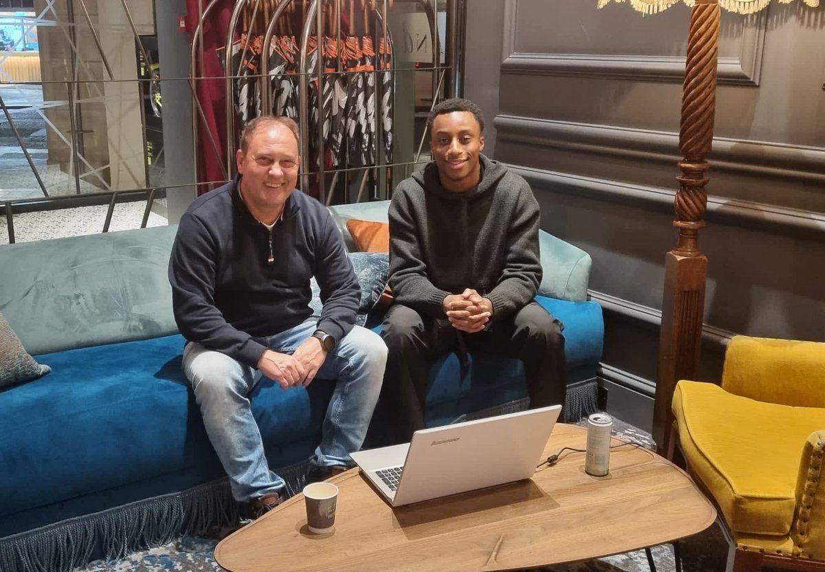 Zimbabwe Foreign Legion(ZFL) tweet media