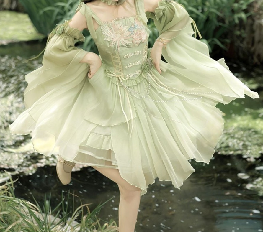 アイテムの詳細はこちらです❣ チャイナ風フリル姫袖ドレスセット