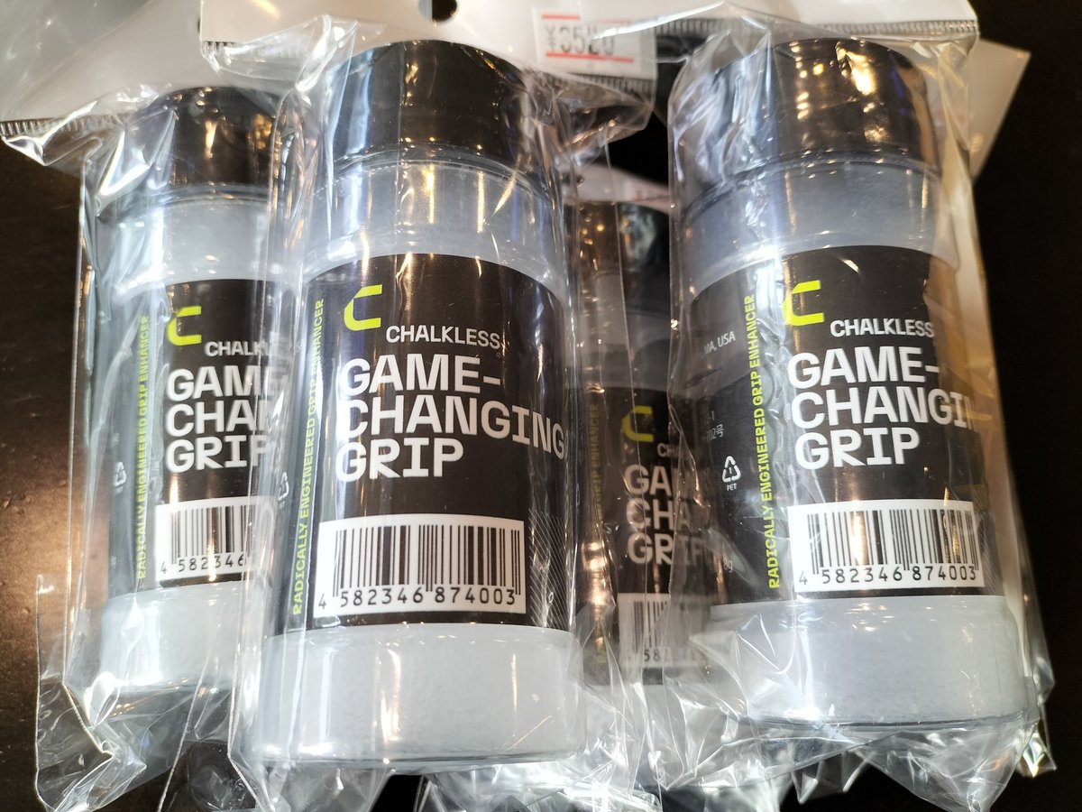 titokagoshima's tweet photo. ◤◢◤◢◤◢◤◢◤◢
CHALKLESS再入荷
◣◥◣◥◣◥◣◥◣◥
大人気で即完売した
今一番熱い滑り止め、
チョークレス再入荷です!
今回も早めに
無くなりそうですので
お早めにです♪
#TiTO #鹿児島 #ダーツ #CHALKLESS #滑り止め https://t.co/qN7IQTED7n