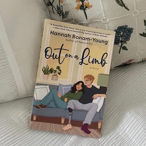 swtdaises's tweet image. 3. out on a limb - hannah bonam-young
★★★★☆