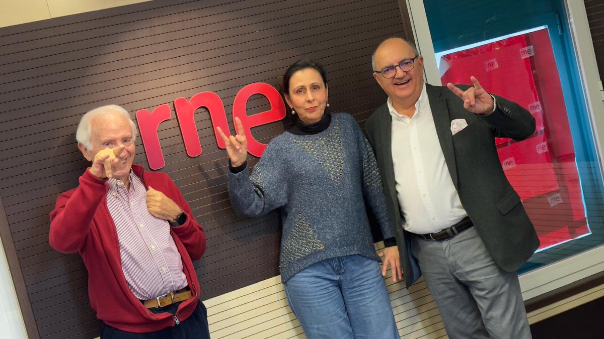 JuliaNoriega13's tweet image. 👨‍🎤 En los 80, Madrid contó con una mítica sala de conciertos de música #heavy 

🎸Un documental le rinde homenaje: "#Canciller. El templo del rock"

🤘Entrevista a los fundadores: Juan Antonio Rodríguez y Sócrates Pérez de #ZalameaDeLaSerena
💚🤍🖤

📻 @MediodiaRNE @RTVE_Ext