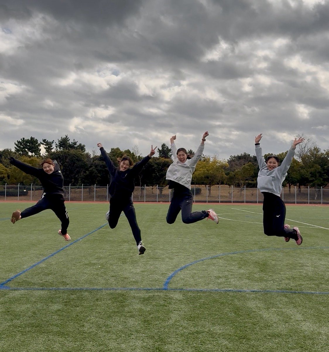 Konan_univTF's tweet image. こちらは左から佐野①、木梨①、岩永③、大石①です。

昨日で試験も終了し、本日から春休みに入りました!!

 #甲南大学
 #甲南大学女子陸上競技部