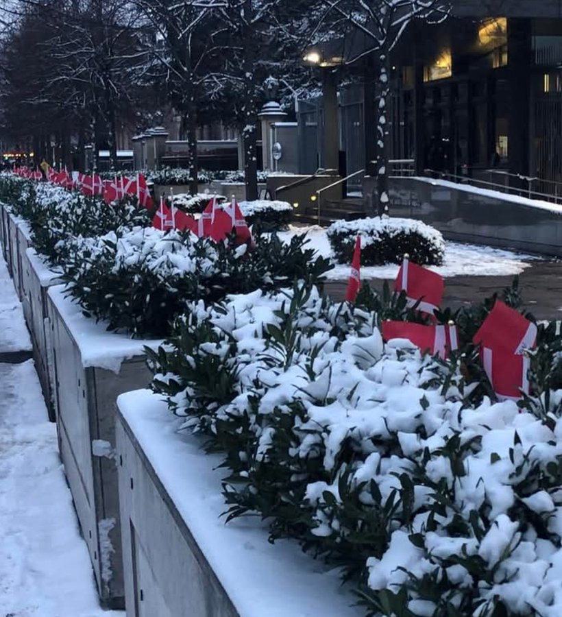 Bobischoff's tweet image. Staff from the US embassy in Denmark had the audacity to remove the 44 Danish flags bearing the names of each of the 44 fallen Danish warriors from a public area outside the embassy. 

A part of the No Words manifestation for our fallen in the War on Terror

Lost for words.