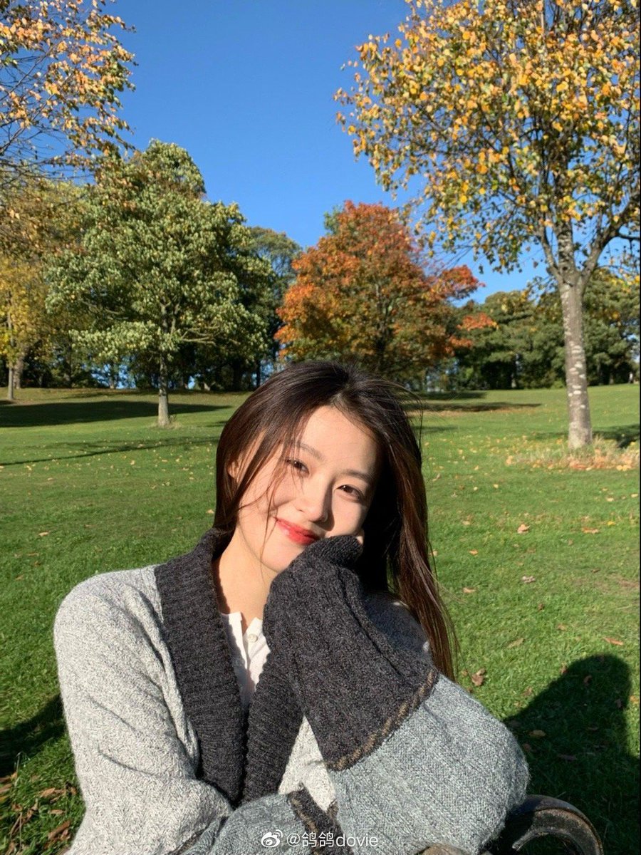 Chetos99's tweet image. Ever thought about what the internet could look like if we ditched big corporations? Blockchain projects are cooking up some cool alternatives. Decentralized, user-owned, and way more chill. The web might just get a major glow-up! What are your thoughts?