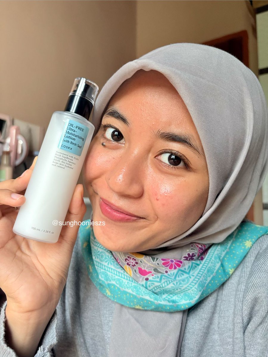 sunghoonieszs's tweet photo. Buat yang lagi cari Korean skincare simpel tapi hasilnya kelihatan, COSRX wajib dicoba 🤍
Langsung cek di Shopee COSRX (https://t.co/vPx7U0pem3 👀✨)

#COSRXIndonesia #TemanCOSRX #KoreanSkincare https://t.co/D14aJSMAdF
