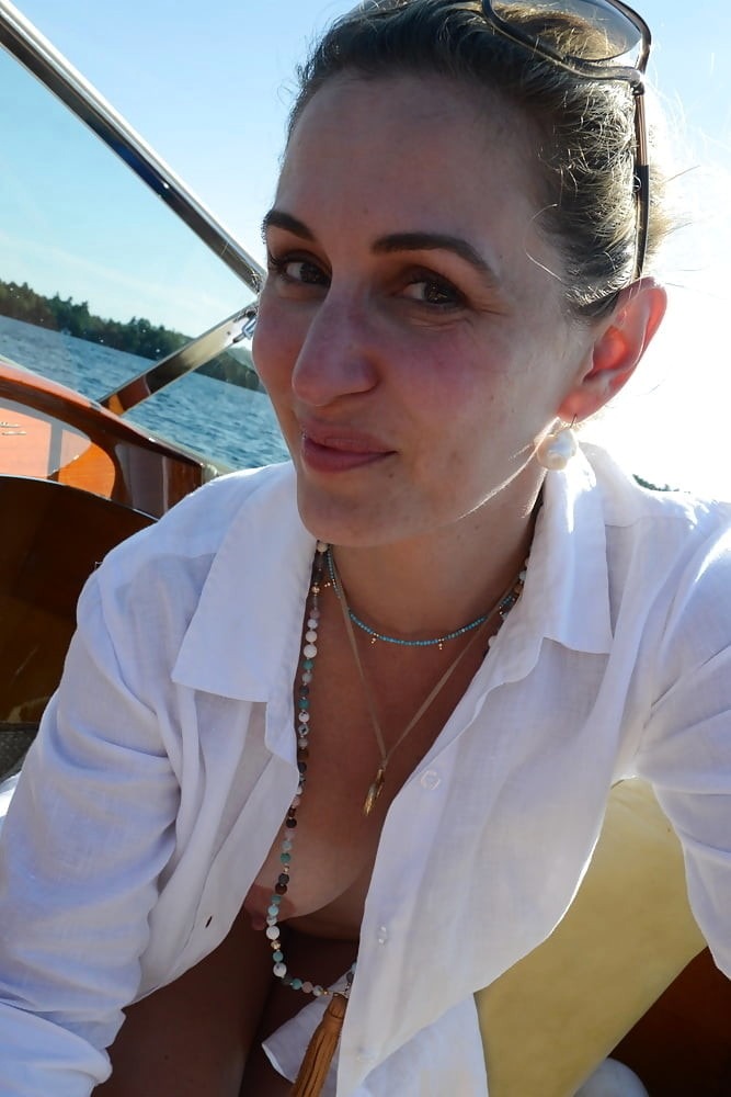 Aprill Milfs tweet media