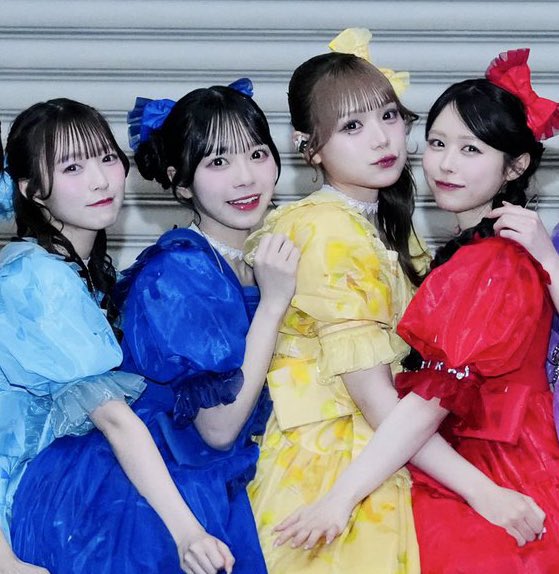 佐野愛花 古澤理沙 増田彩乃 (チーム信号) きゅーすと 撮り下ろし　 お渡し会 チーム信号 のみんなが遊びに来たよ🚥 キレッキレです🟥🟨🟦 🔴佐野