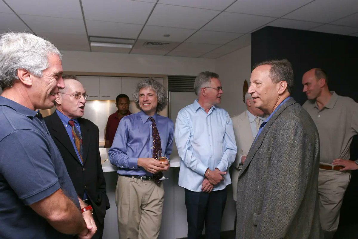 Siderite_A's tweet image. These are the people telling you that Communism is bad