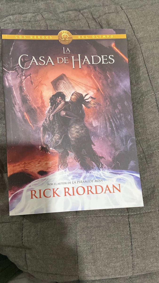 iskel14's tweet photo. Voy por ti… siempre quise leer Percy Jackson y y solo me faltan 2 libros para terminar la saga https://t.co/6iLNvvbZML