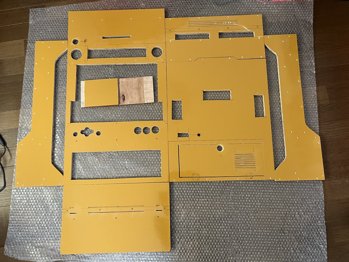 ごりお tweet media