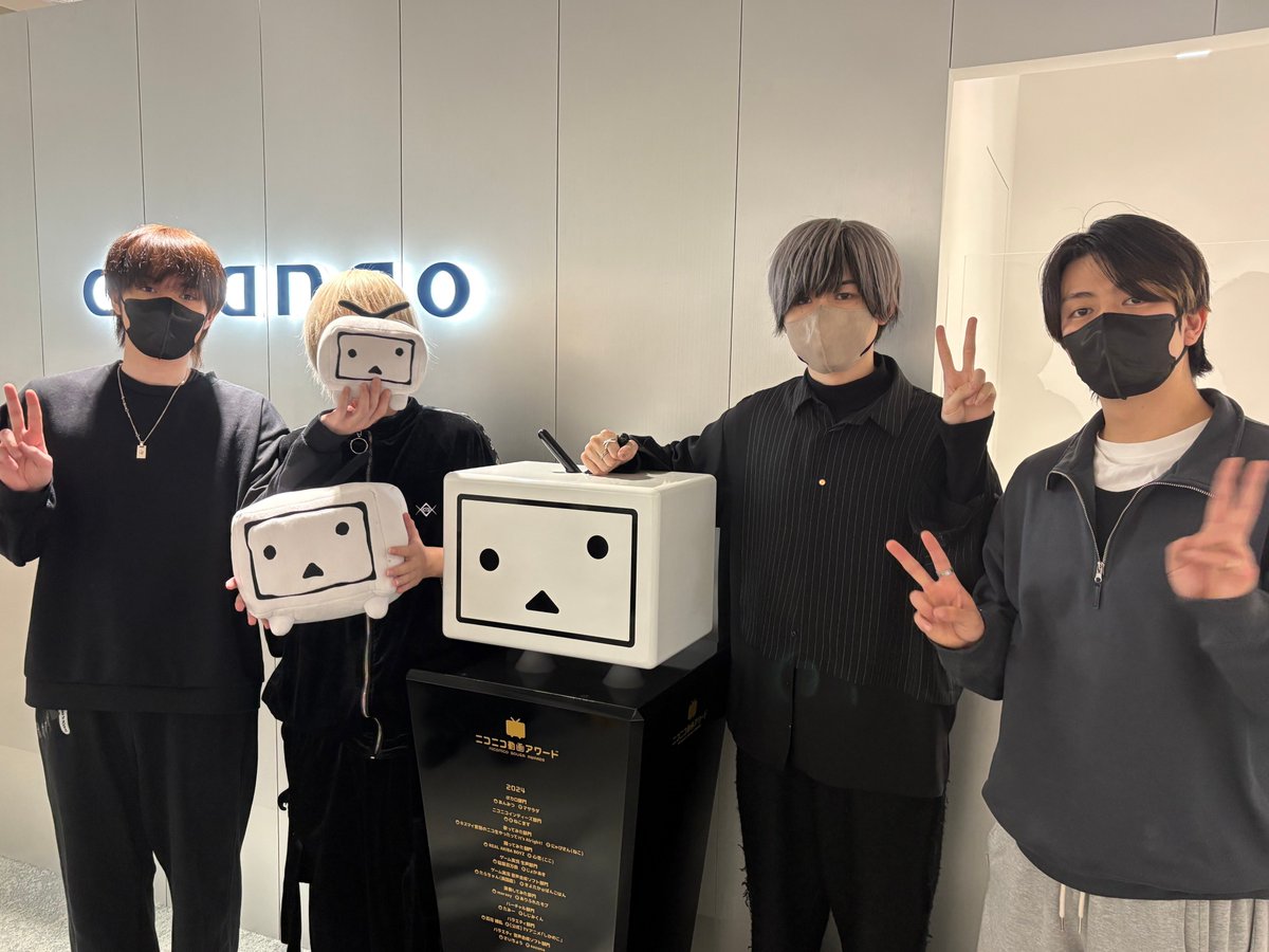 女子研究大学 (@onaken_official) / Highlights / X