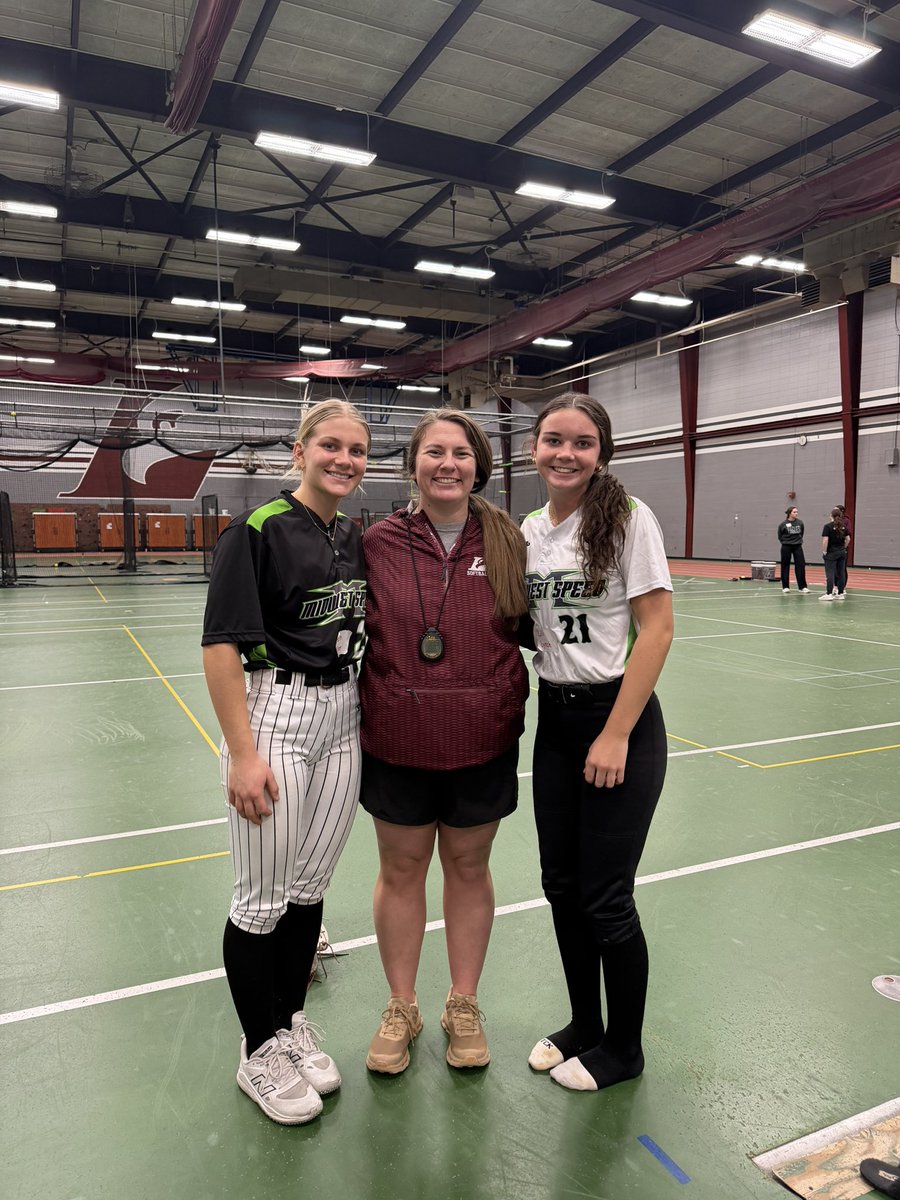 LynchLilli37665's tweet photo. Thank you @UWLSOFTBALL for putting on such a fun camp this past weekend! I learned so much from the coaches and players! #GoEagles https://t.co/88frcBQlBr
