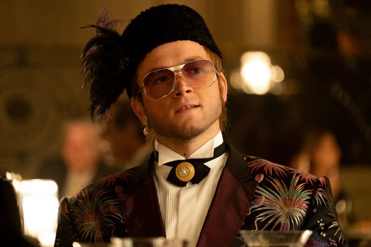 Ratita_Bebe's tweet image. Jamás le voy a perdonar a los premios de la Academia haber ninguneado a Taron Egerton por su magnífica actuación en “Rocketman”. 😭